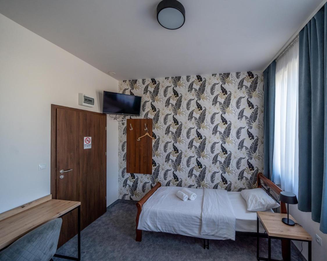 Kelman Inn Global Нова Сул Екстериор снимка