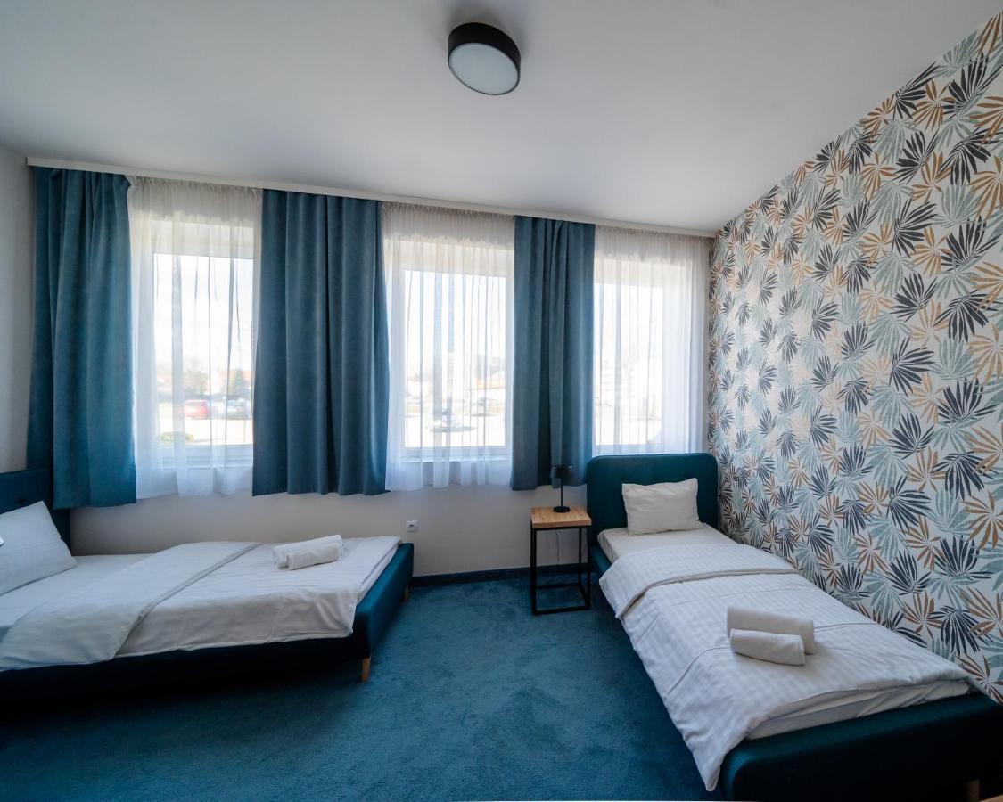 Kelman Inn Global Нова Сул Екстериор снимка