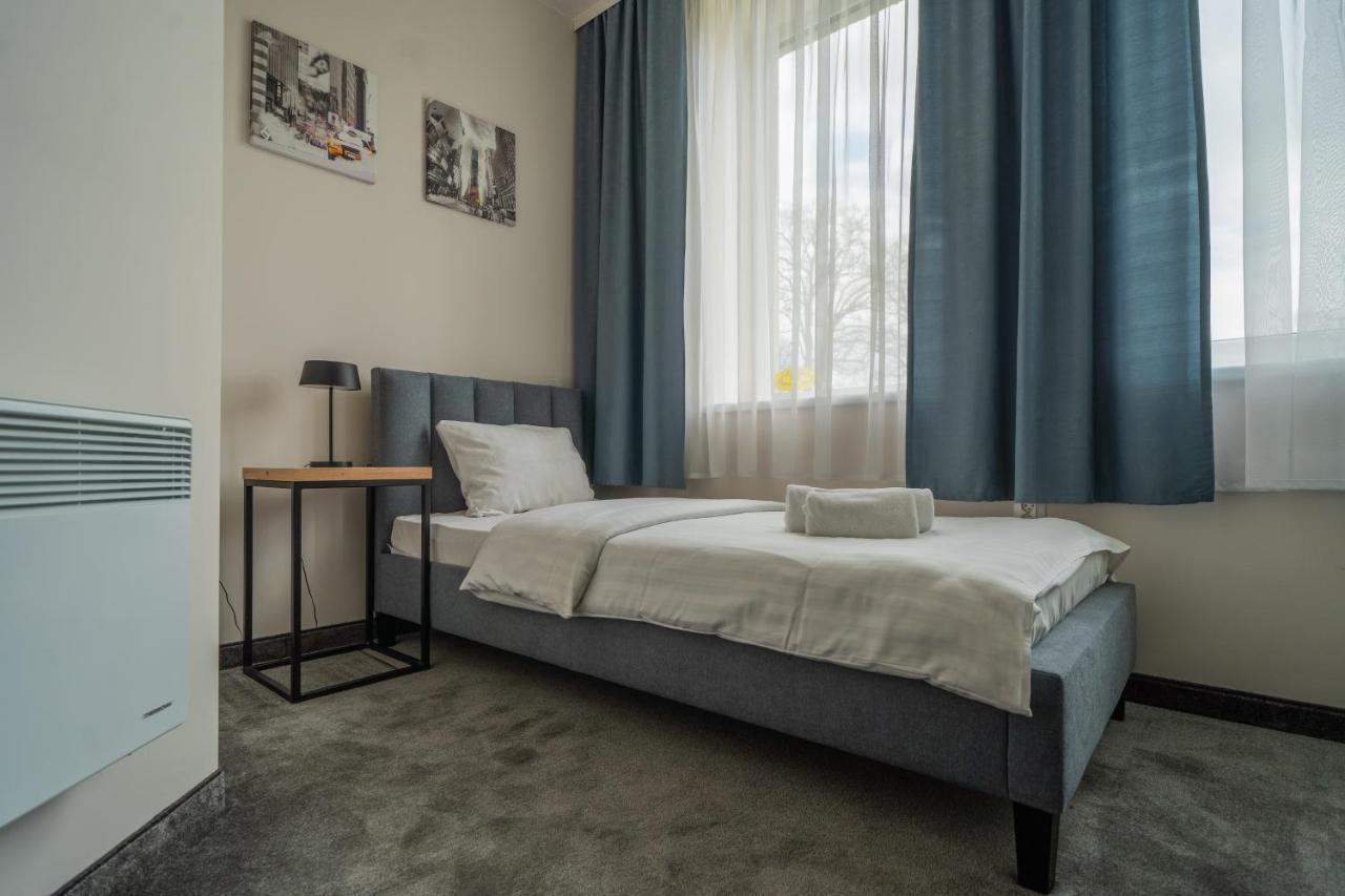 Kelman Inn Global Нова Сул Екстериор снимка